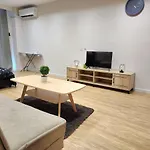 Thirteen Residence Tr07 @ Aru Suites Tanjung Aru
