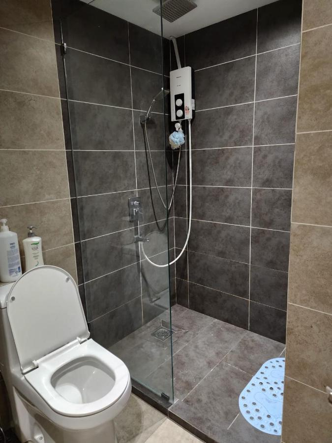 Thirteen Tr07 @ Aru Suites Tanjung Aru Homestay Kota Kinabalu